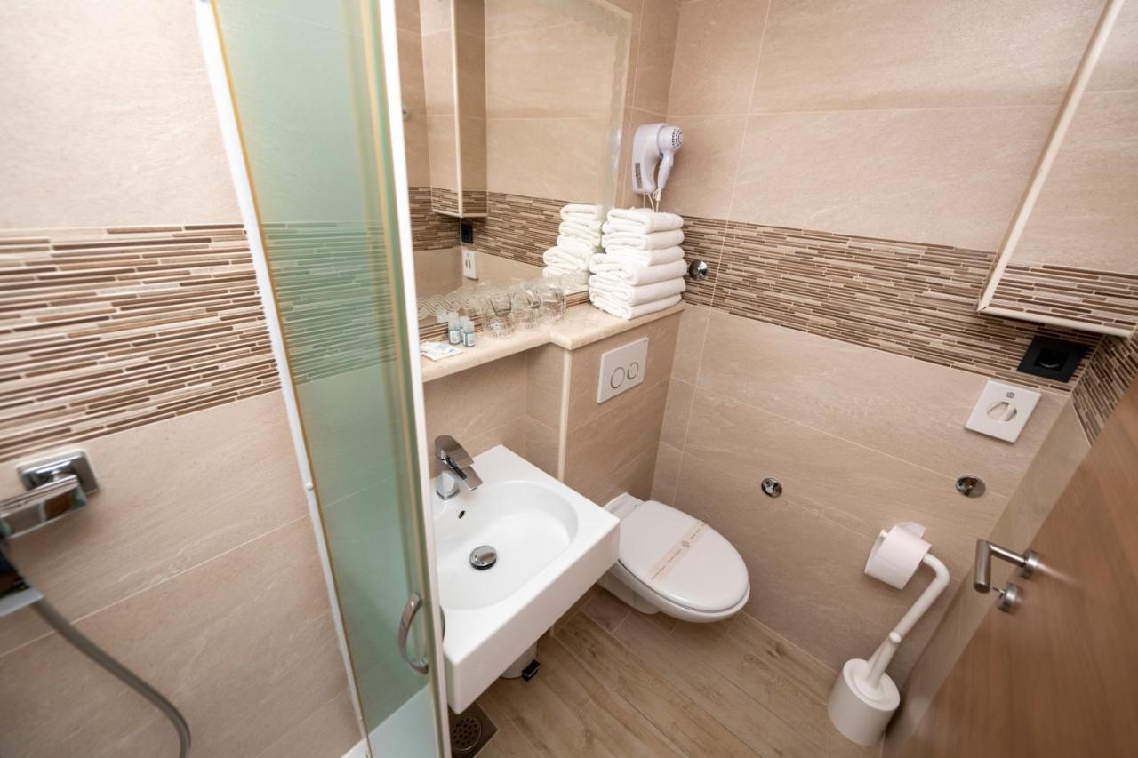 Deluxe Collection Hotel Kastel Split Ngoại thất bức ảnh